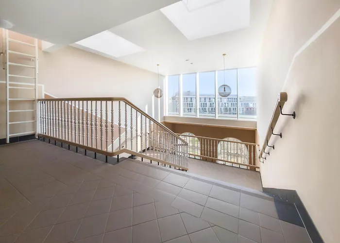 Rynek Luminous By Bookinghost